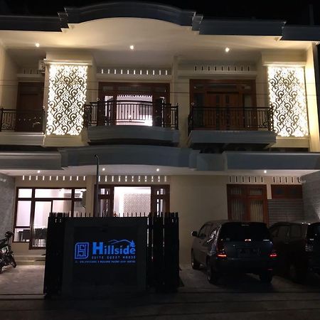 Hillside Suite Guest House Malang Esterno foto